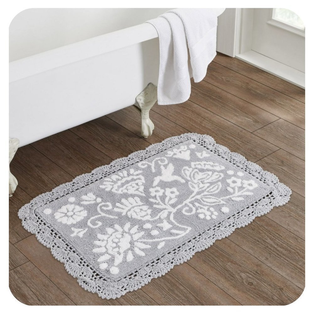 NWT Pioneer Woman Mazie Two-Color Floral Crochet Soft Silver Bath Rug 20"x32"